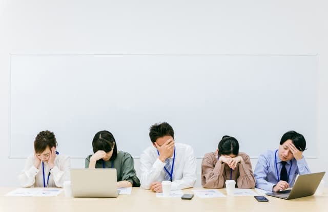 煩雑な人間関係