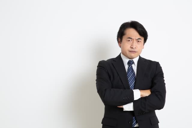 対策を考える人
